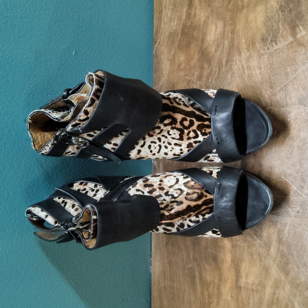 Cheetah print L.A.M.B. High heel
